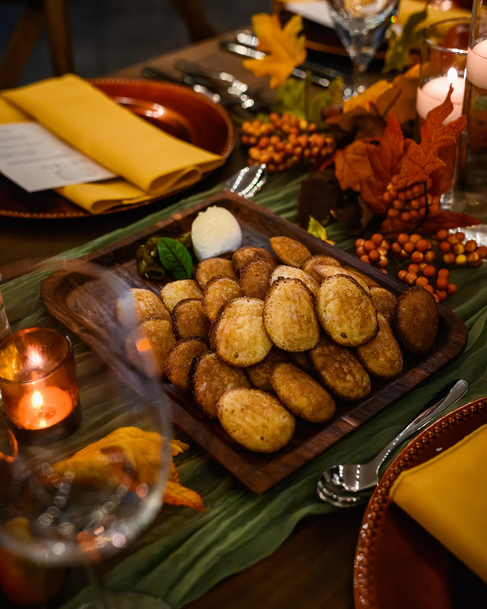 Bread plate service at harvest dinner