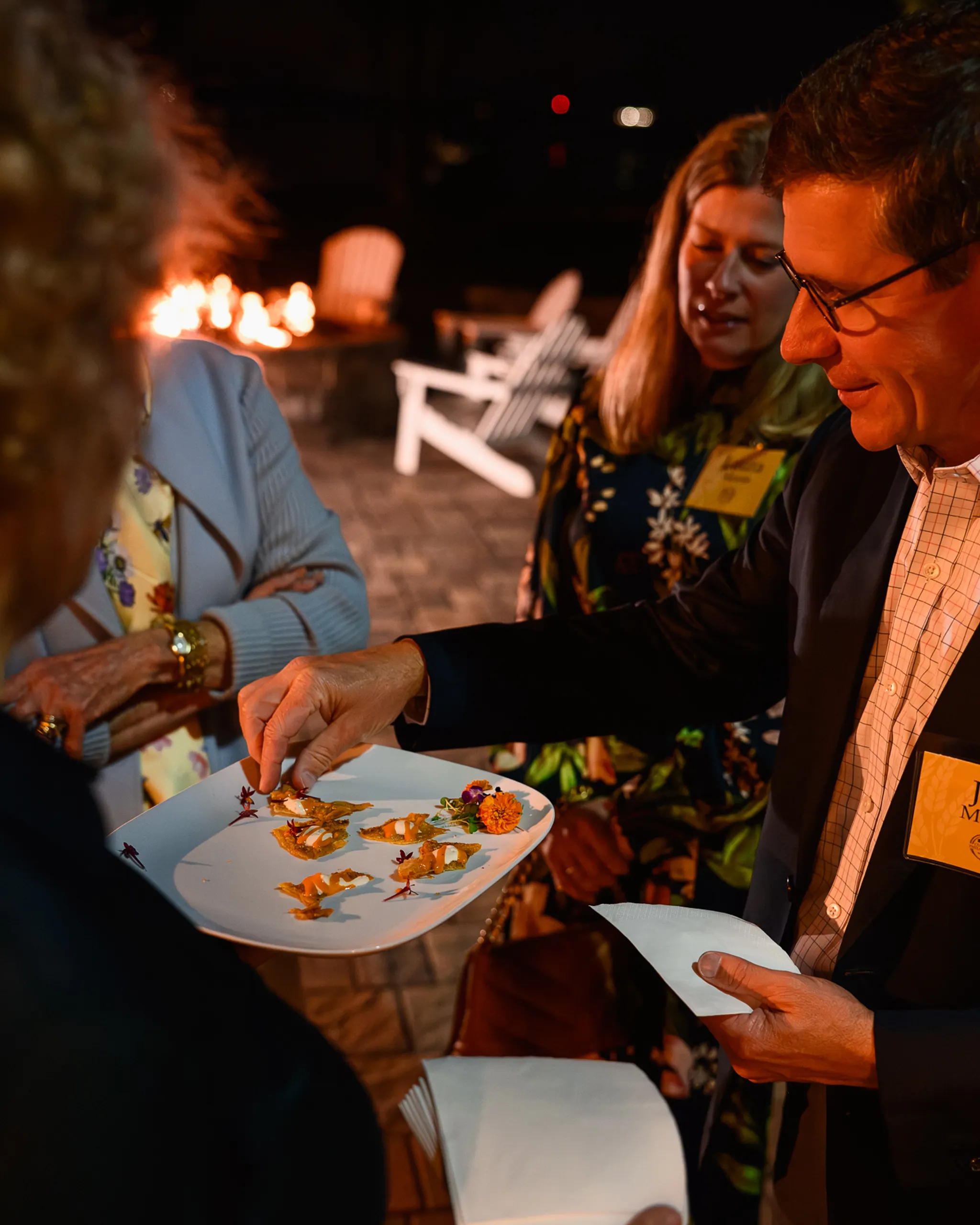 Hors d'oeuvres service at Bolles dinner